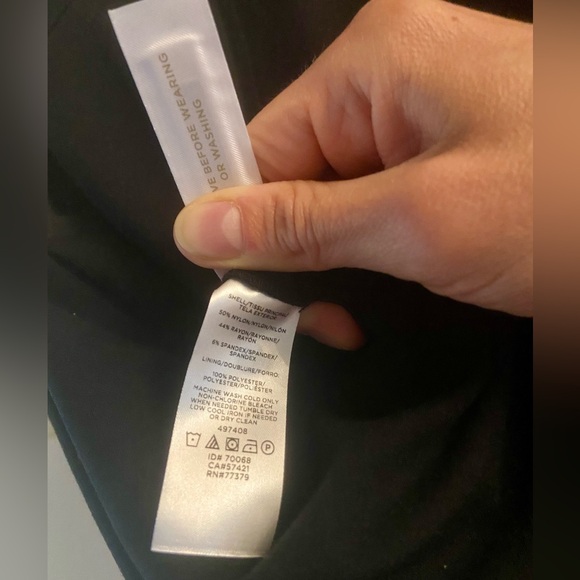 Ann Taylor black jumpsuit - size 4 - Picture 6 of 6